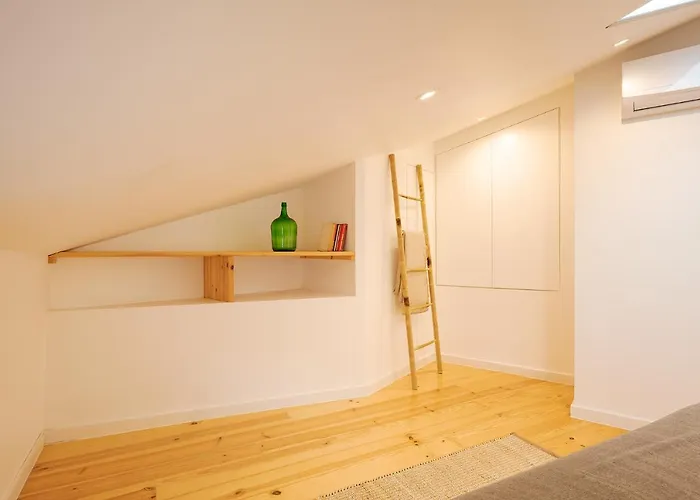 Apartment The Yellow House - Duplex Lissabon
